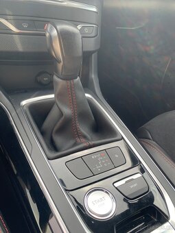 Peuget 308 GT SW - 10