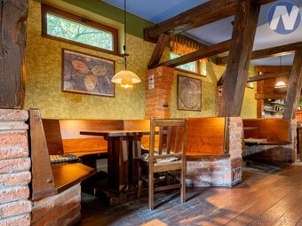 Prodej restaurace s bowlingem v Lounech - 10