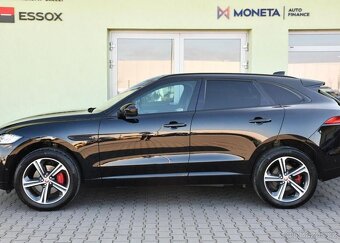 Jaguar F-Pace 30d AWD S PANO TAŽNÉ MERIDIAN - 10