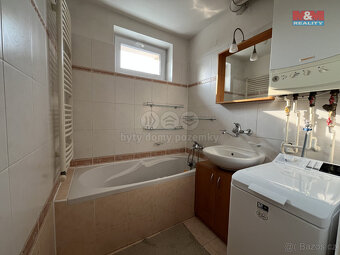 Prodej bytu 3+1, 70 m², Bakov nad Jizerou, ul. Školní - 10