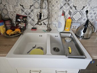 [REZERVACE]Kompletní kuchyně ve venkov stylu vč. spotřebičů - 10