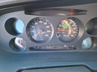 Iveco Daily autobus 23 míst, 2,8 JTD - 10