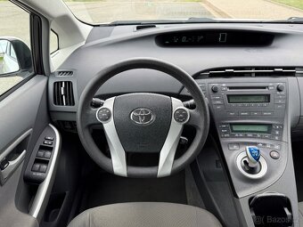TOYOTA PRIUS 1.8 HYBRID //2011 147.800 KM 1.MAJITEL SERVISKA - 10