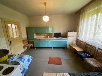 Dom s krásnym výhľadom - v tichej lokalite 43 km od Čiech - 10