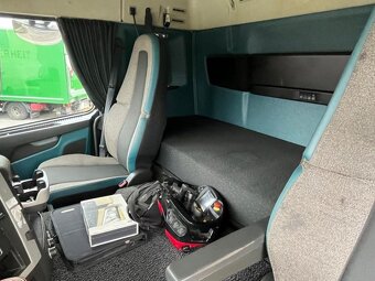 Volvo FM 420-6x2–Valník+HR-Palfinger PK 27002-SHE 27t/m+Jib - 10