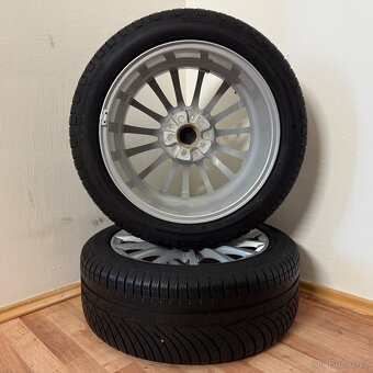 BMW 5 G30/G31 5x112 R18 ET30+ZIMNÍ 245/45R18 5,5mm - 10