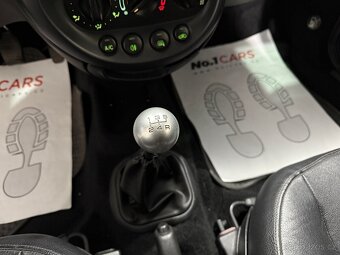 Ford Streetka 1,6 i PEVNÁ A PLÁTĚNÁ STŘECHA KRÁSNÝ STAV - 10