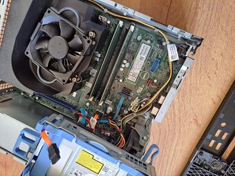 Počítač DELL Optiplex 7040 - 10