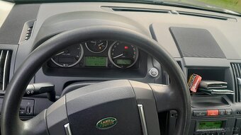 Land Rover Freelander 2 - 10