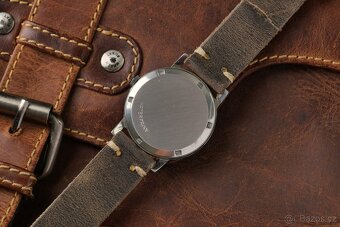 OMEGA geneve 136,070 - 10