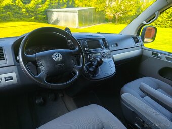 VW MULTIVAN CRUISE T5 2.5TDI 96kW-1MAJITEL-2xDVEŘE-LŮŽKO - 10