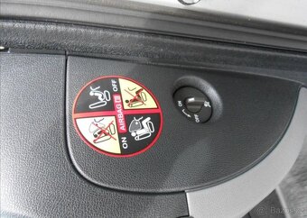 Renault Clio 1,2 55 kW KLIMA Historie benzín - 10