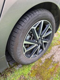 Toyota Yaris 1.5 hybrid 96kw - 10