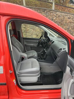 Volkswagen Caddy 1.6i LIFE – MÁLO KM-- - 10