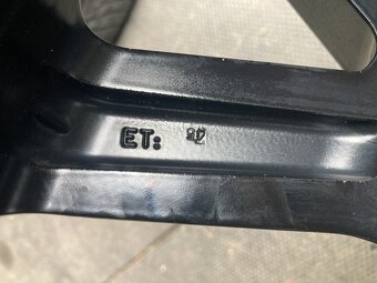 Alu kola ŠKODA ENIAQ 20" 5x112 zimní MICHELIN 235/50R20 - 10