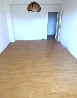 Prodej 3+1 dr, Ostrava - Poruba, ul. Moyzesova, zaskl.balkon - 10