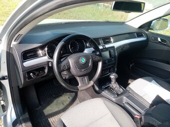 Superb 2 II combi TDI 103kw DSG alu 16 navi 2.majitel - 10