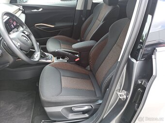ŠKODA FABIA 1.0TSI 81kW DSG STYLE - 10
