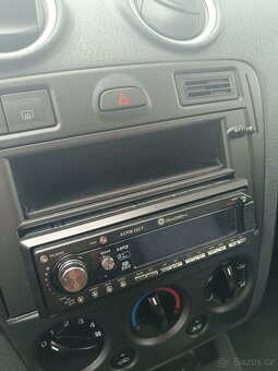 Ford fusion - 10