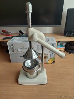 Lis na citrusy , odšťavňovač - 10