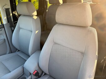 Vw Caddy Family1.9tdi 77kw ,alu,park.kamera - 10