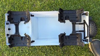 Traxxas TRX-4 Defender 1:10 RTR - 10