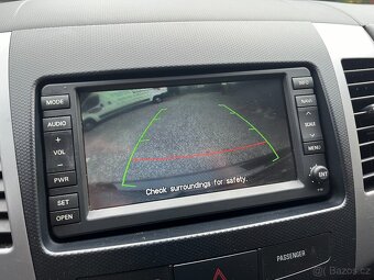 PEUGEOT 4007 2,2 hdi , 4x4 , AWD,7 míst - 10