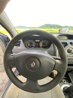 Renault Megan 2 - 10
