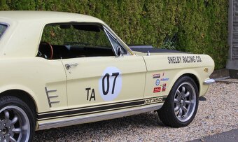 1966 FORD MUSTANG 5.0 V8 5 speed Vintage Racer - 10