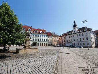 Byt k nájmu 1+kk v Hradci Králové - 10