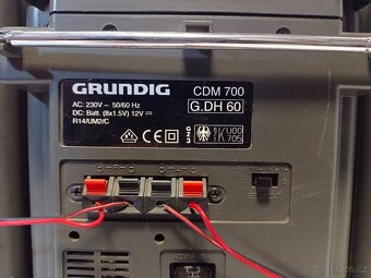 GRUNDIG CDM-700, přenosná věž,odnímací bedny - 10