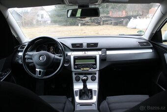 Volkswagen Passat 2,0 TDI,1 Majitel, Servisní kniha - 10