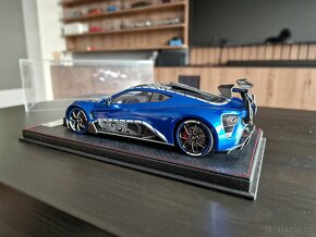 Frontiart 1/18 - Zenvo TSR-S - 10