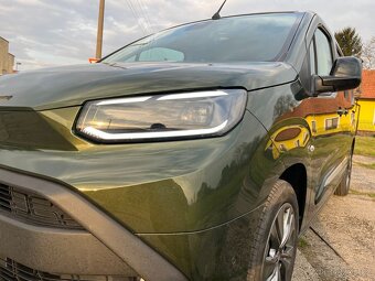 Toyota Proace City Verso VIP 1.5D 7S Automat Long - 10