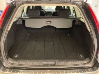 Ford Mondeo 2.0 TDCi 96Kw Ghia - 10
