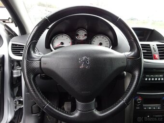 Peugeot 207 1,6 HDi-OUTDOOR - 10