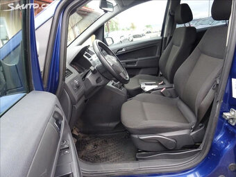 Opel Zafira, 1,6 16V 85kW 7.míst - 10