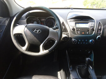 IX 35 2,0 i 122 kW, najeto jen 94.000 km - 10