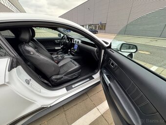 Ford Mustang 2.3i 228kW Automat rv.2021 Najeto 79 tis km - 10