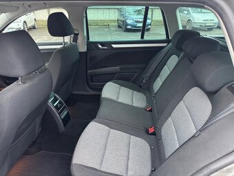 Škoda Superb II 2.0 TDi COMBI 2013 MOŽNO NA SPLÁTKY - 10