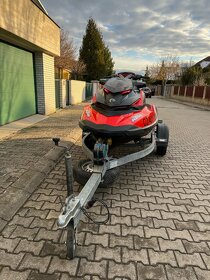 Vodní skútr Sea Doo RXP-RS 300 - 10