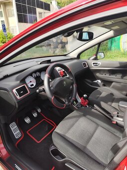 Peugeot 307sw OXYGO,1,6i 86000km - 10