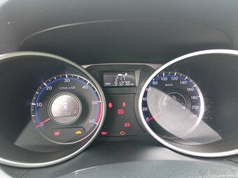Hyundai ix35 1.7 crdi - 10