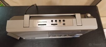 retro radio Grundig Yacht Boy 700 - 10