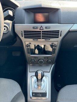 Opel Astra 1.6i 16V 77 kW AUTOMAT 1. MAJITEL - 10