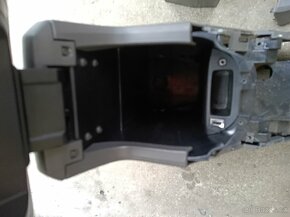 Středová konzole s loketní opěrkou orig.Ford C-Max 2003-2010 - 10