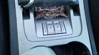 Ford S-Max - 10