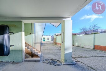 Prodej komerční budovy s pozemky – ideální pro podnikání na - 10