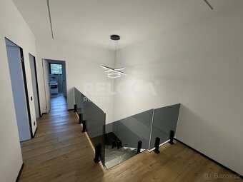 Dvojdům, novostavba a rekonstruovaný RD, 2x 200m2, pozemek 7 - 10