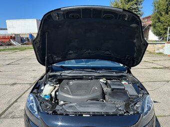 Volvo V40 D3 110 kW, 2,0 diesel r.v. 2016 - 10